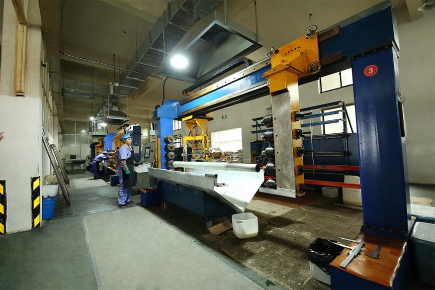 生(sheng)産設(she)備